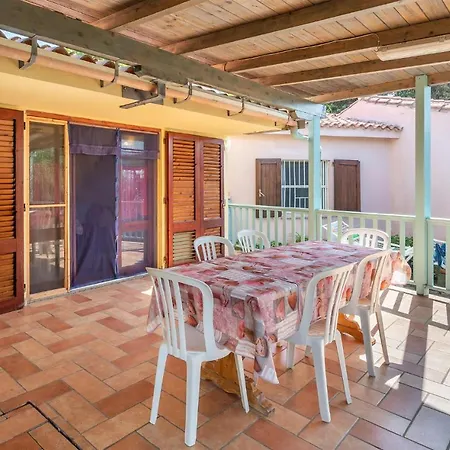 בית נופש Casa Glicine