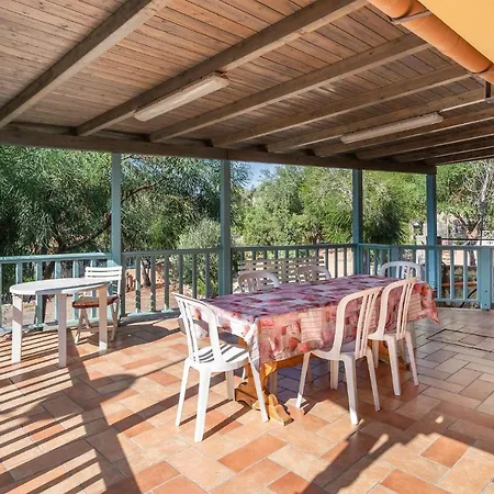 Casa Glicine Torre dei Corsari