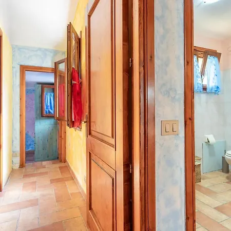 Casa Glicine בית נופש טורה דיי קורסרי